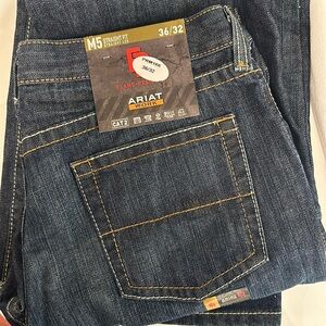 Ariat FR CAT 2 M5 36/32  New with tags